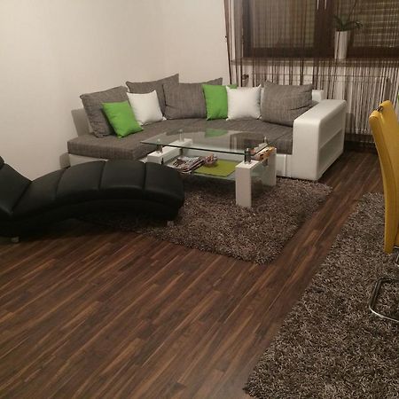 Apartament In Zirndorf Hotel Buitenkant foto